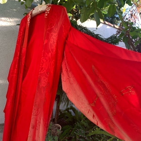 Vtg Kimono Handcrafted Daisy Floral Embroidery | Red Jacquard Print | One Size - Picture 4 of 16